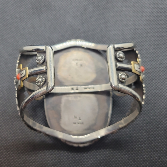 Real ⭐️ Handmade TM Purple Turquoise and Silver Signed Cuff Tommy Nelson Navajo - Picture 5 of 17